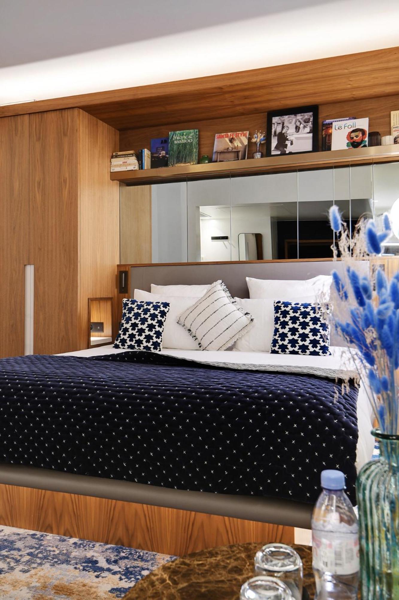 Hotel Card Parijs